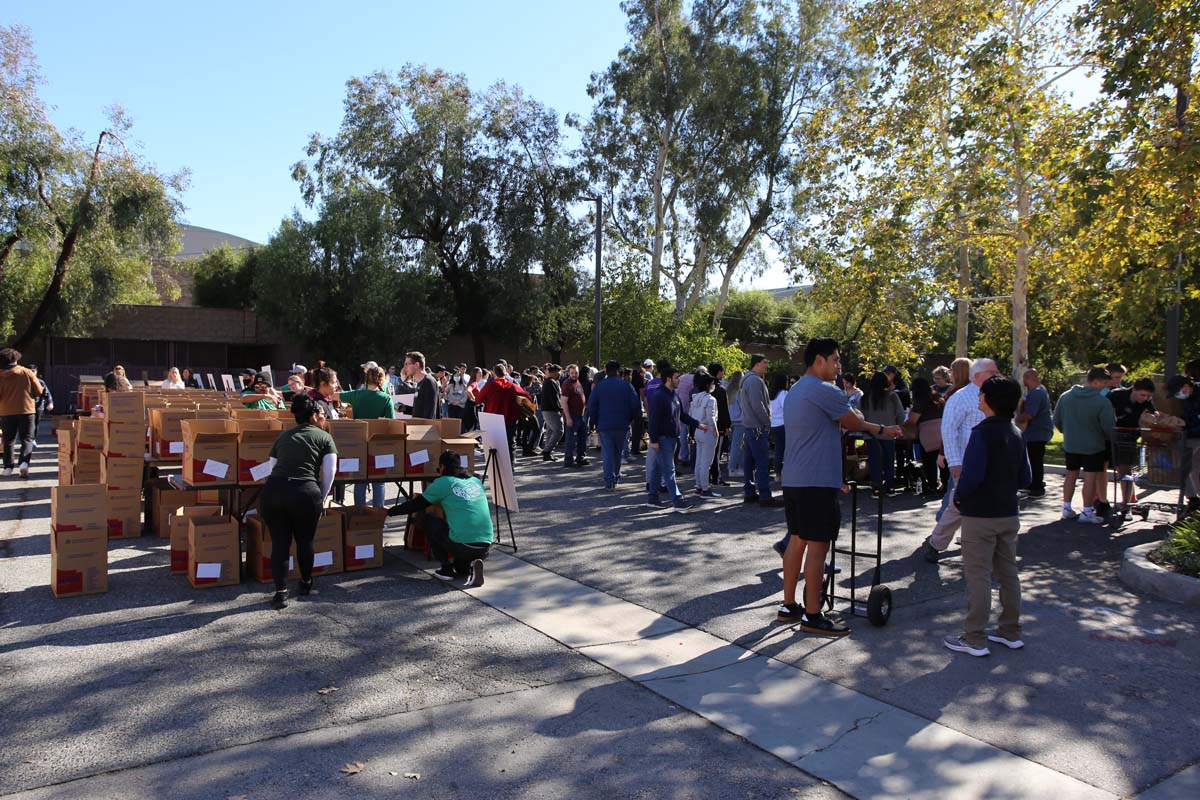 People at the food drive