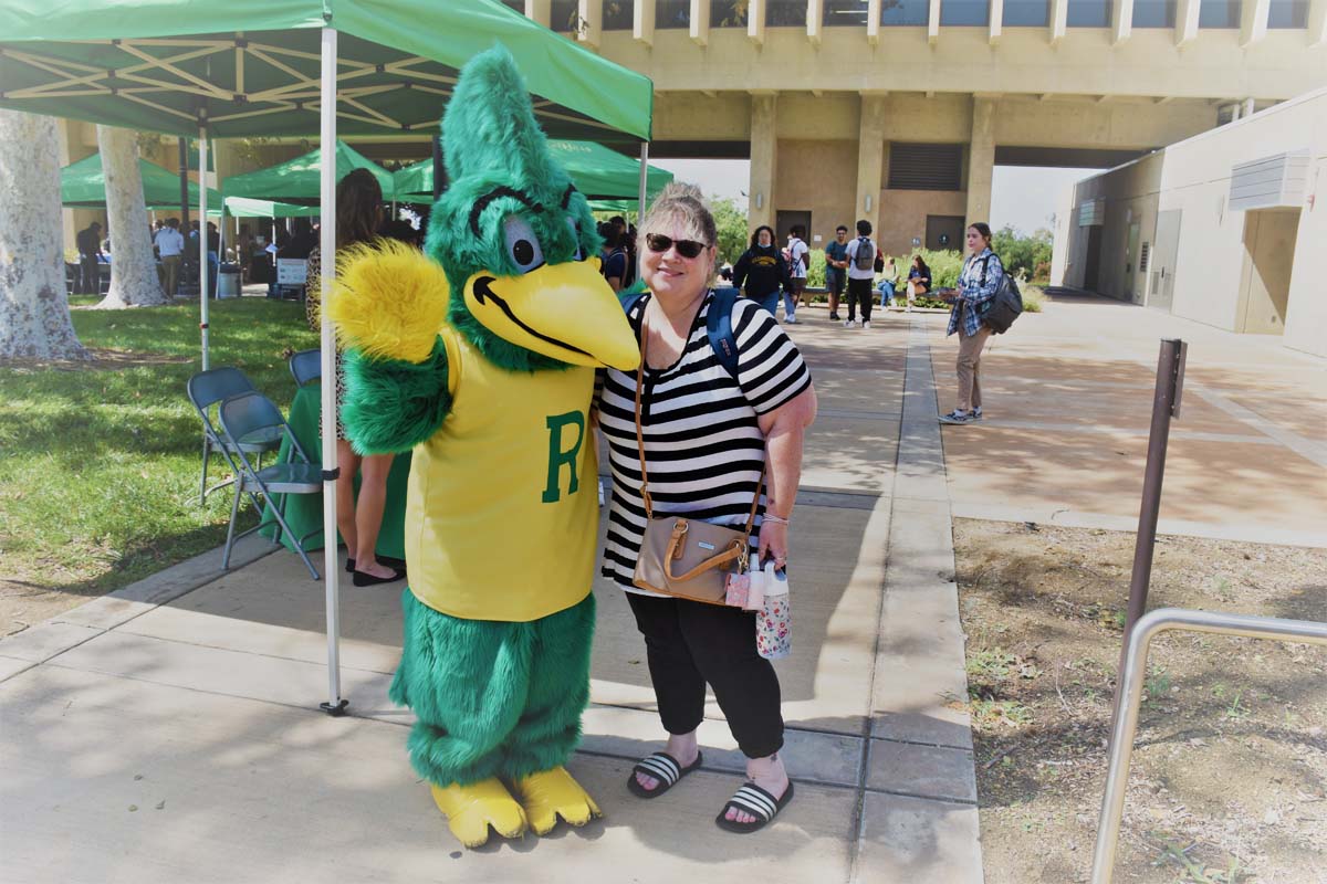 People enjoying the Transfer Fair and Hispanic Heritage Kickoff Event