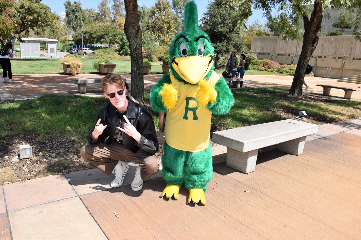 People enjoying the Transfer Fair and Hispanic Heritage Kickoff Event