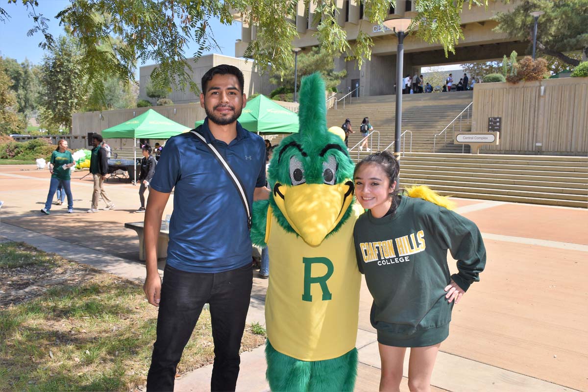 People enjoying the Transfer Fair and Hispanic Heritage Kickoff Event