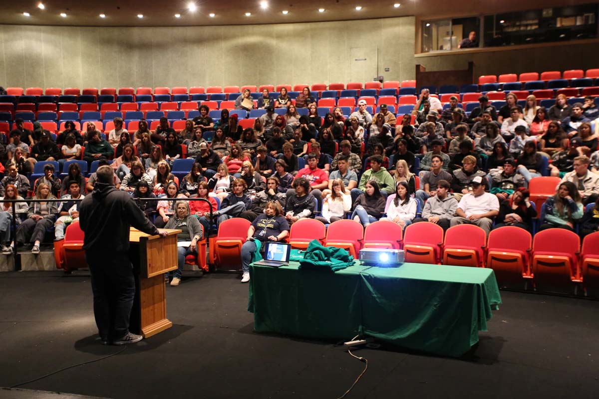 This is a sample image caption.