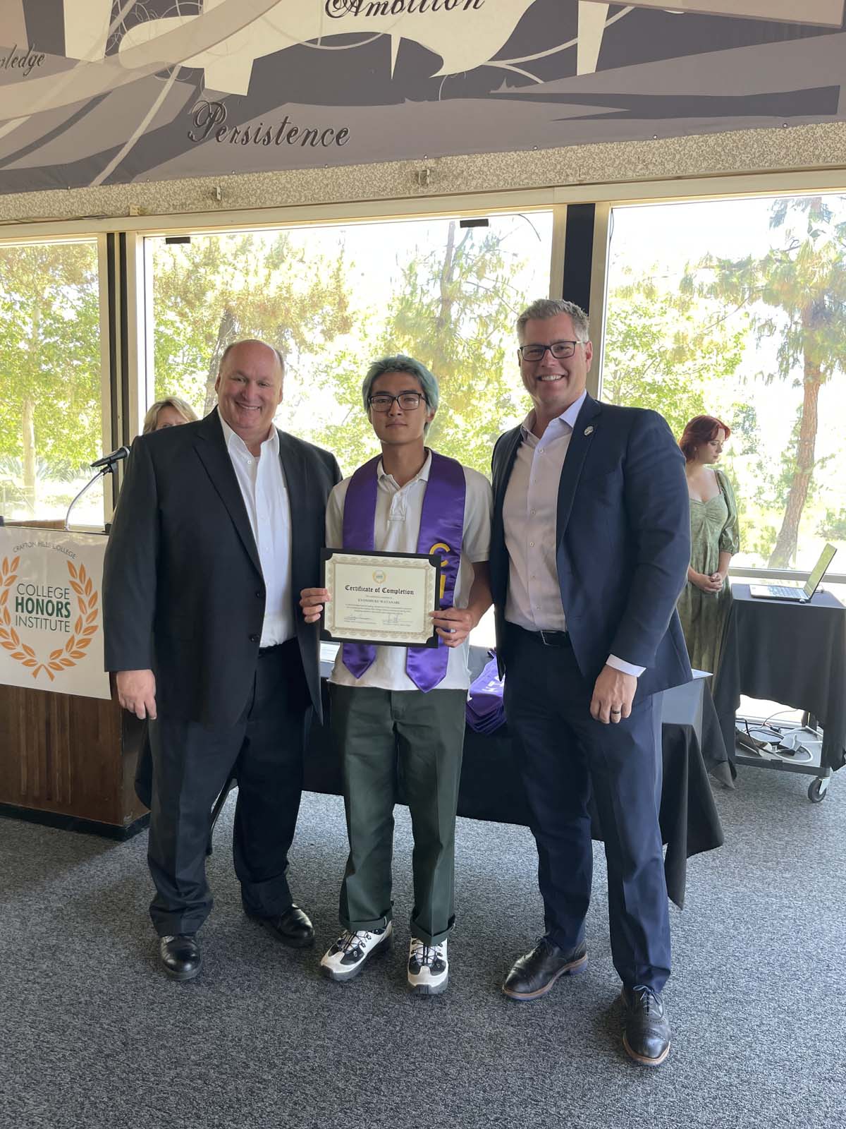 People enjoying the Honors Luncheon