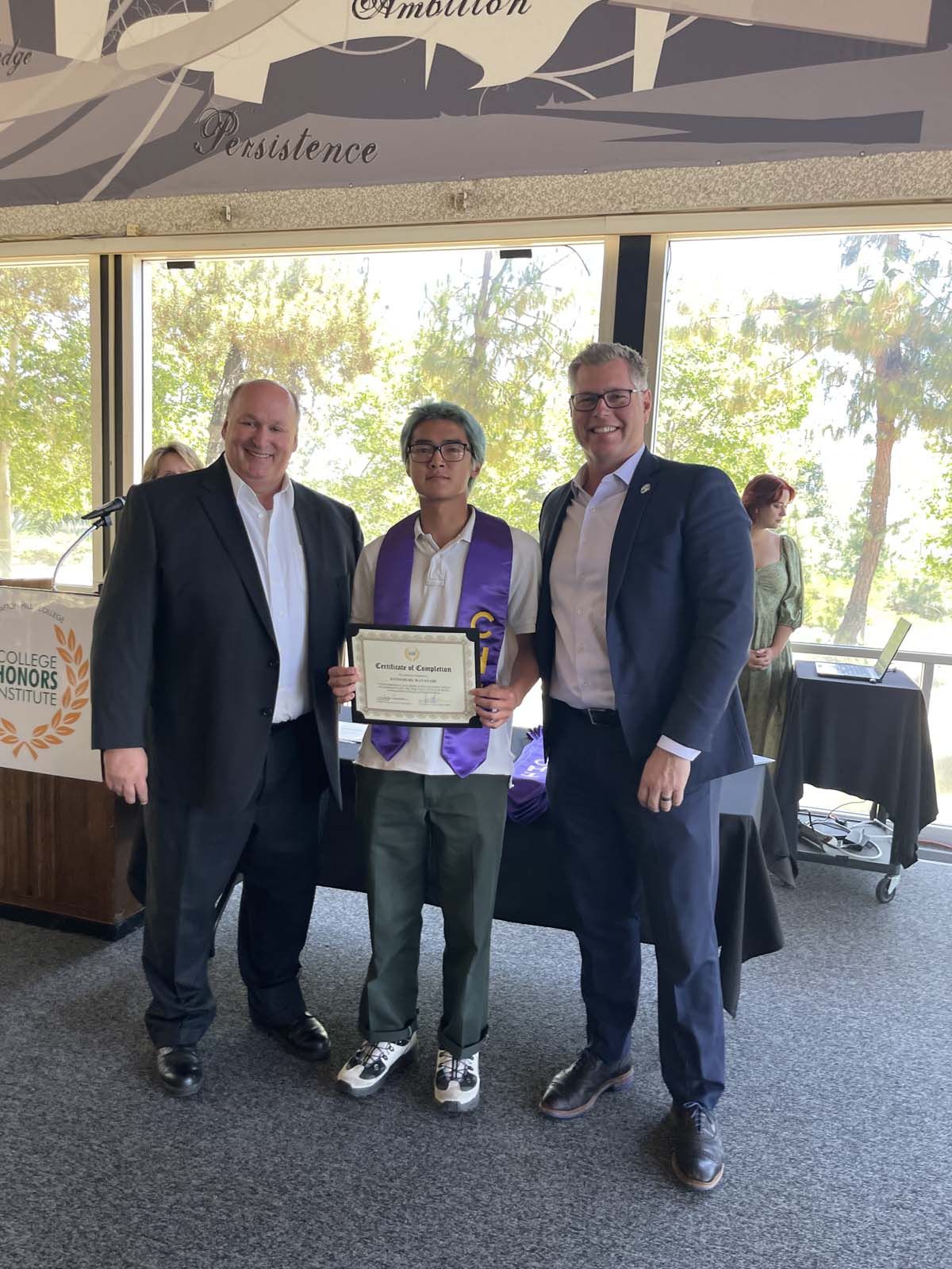 People enjoying the Honors Luncheon
