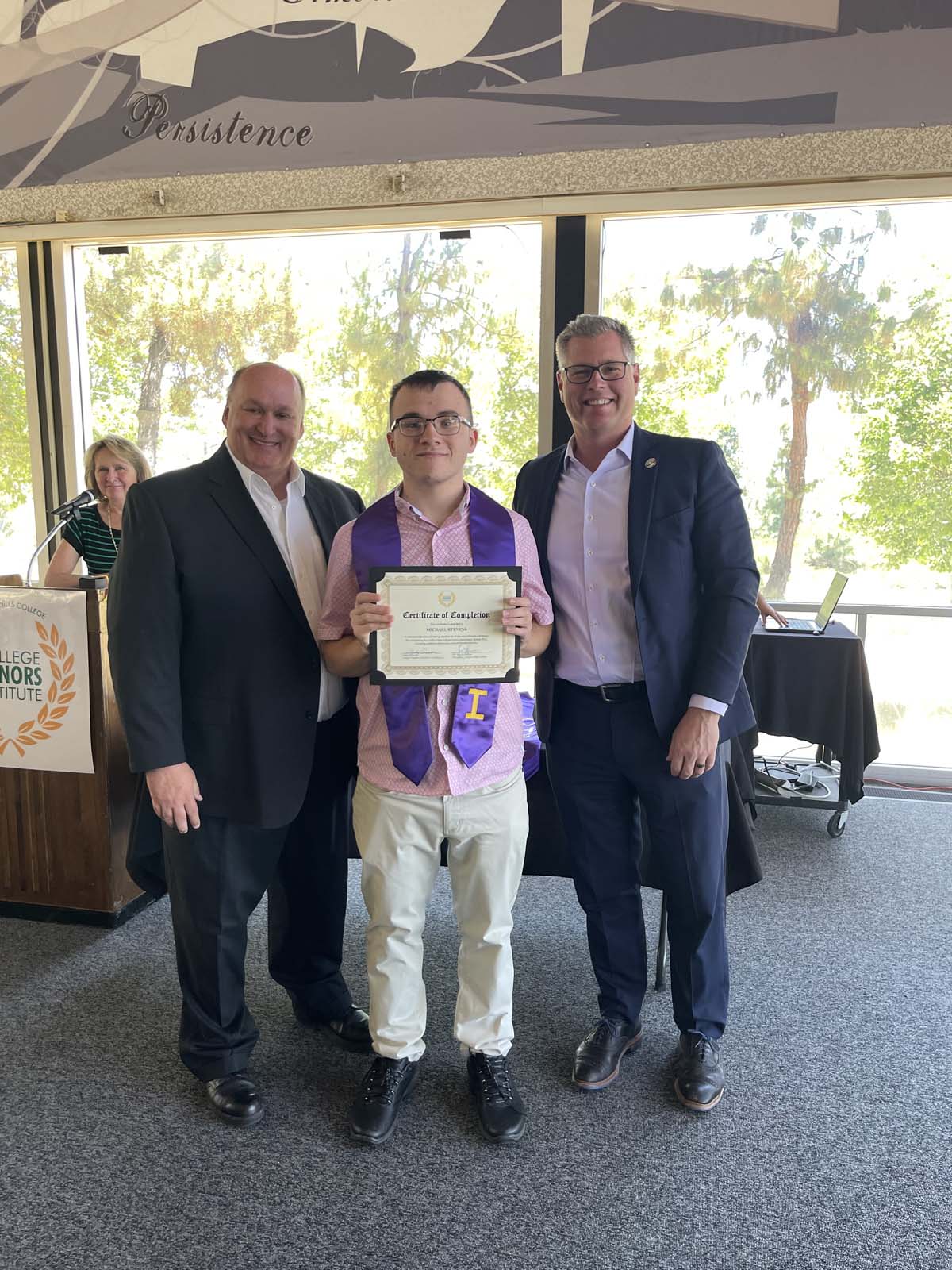 People enjoying the Honors Luncheon