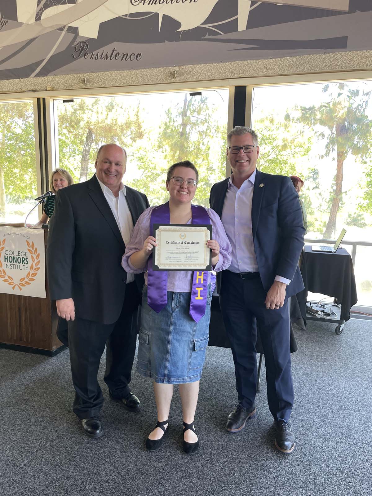 People enjoying the Honors Luncheon