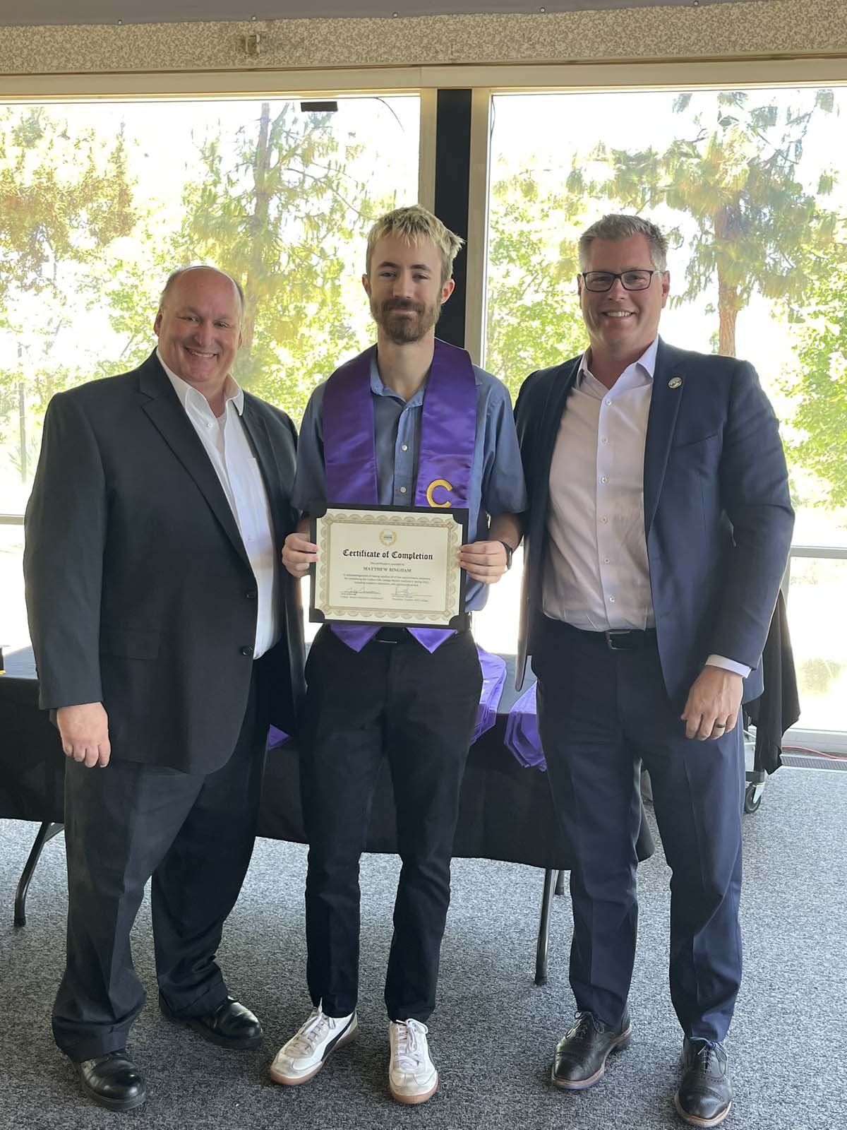 People enjoying the Honors Luncheon
