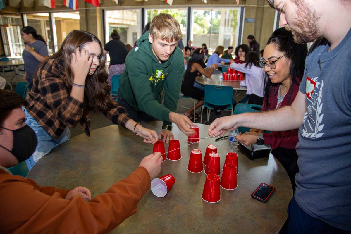 People at the Honors Meet and Greet