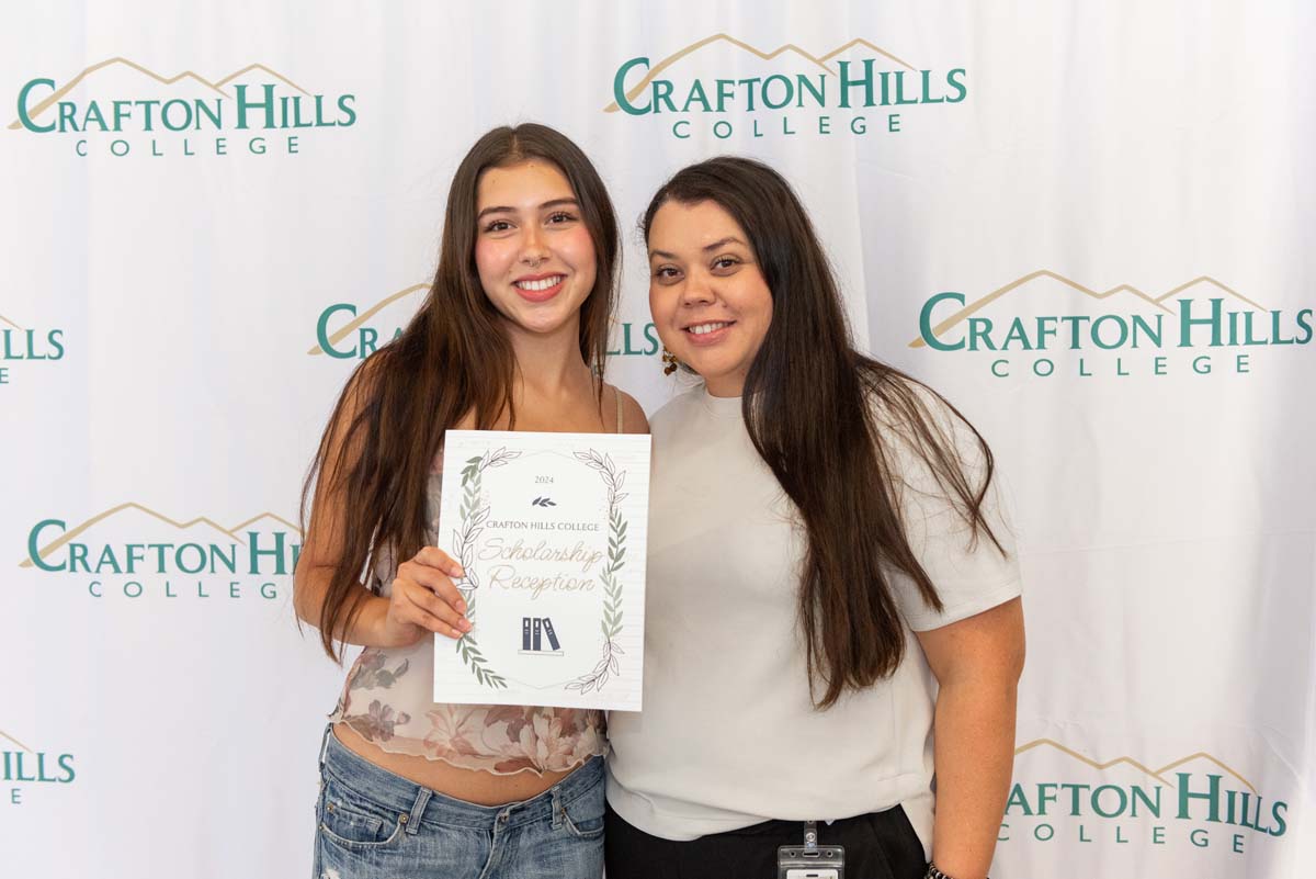 Student attends CHC Scholarship Reception