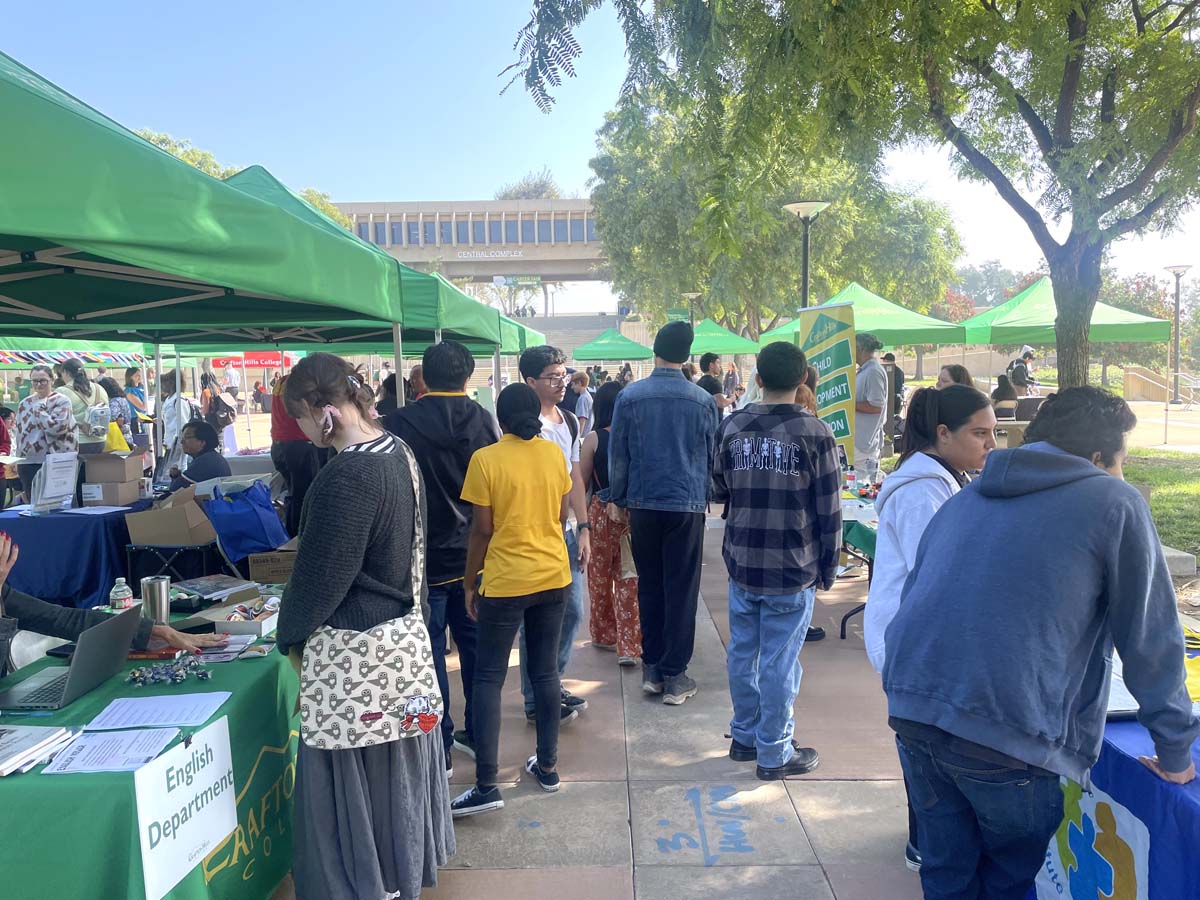 Students at the CHC Career Fair.