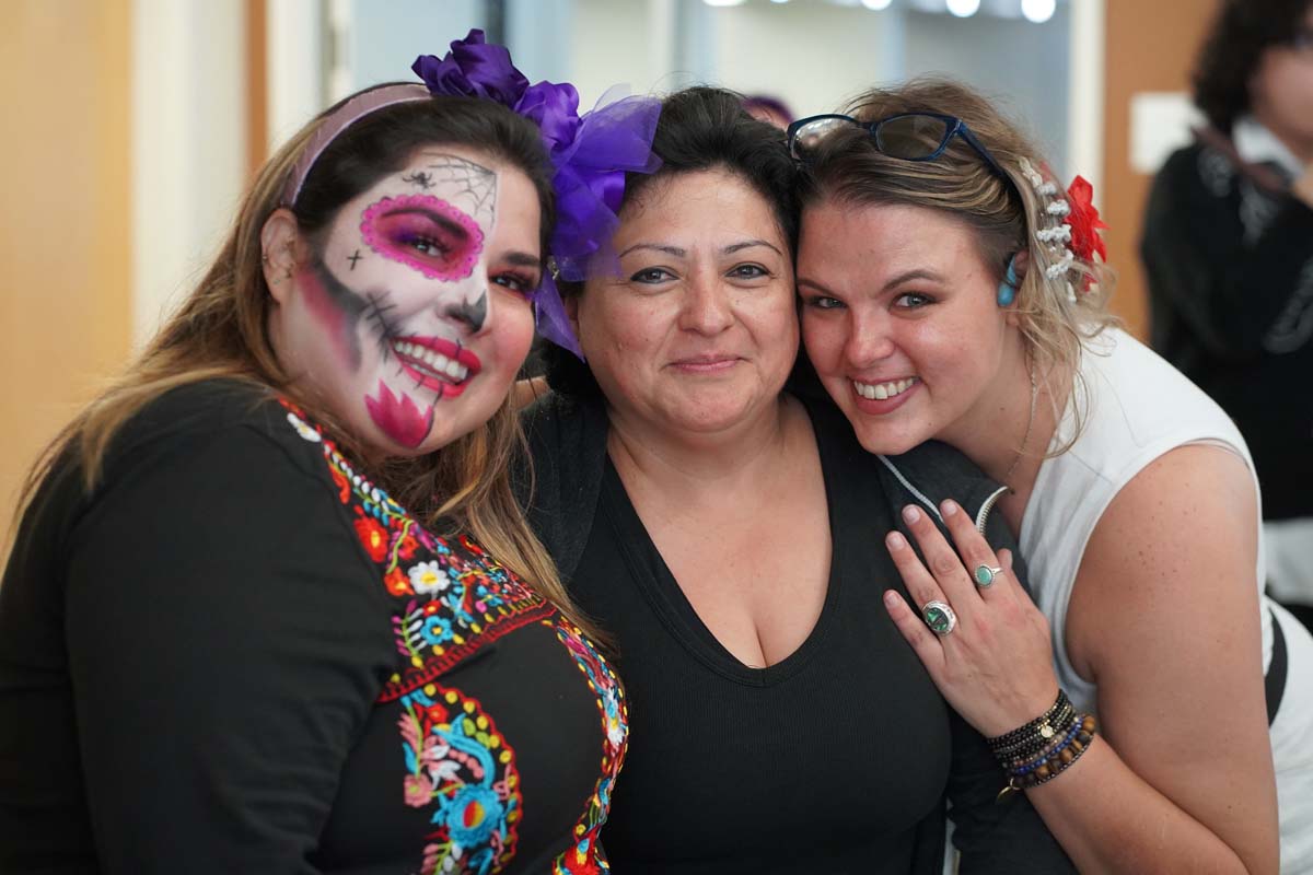 Attendee at Día de los Muertos event at CHC.