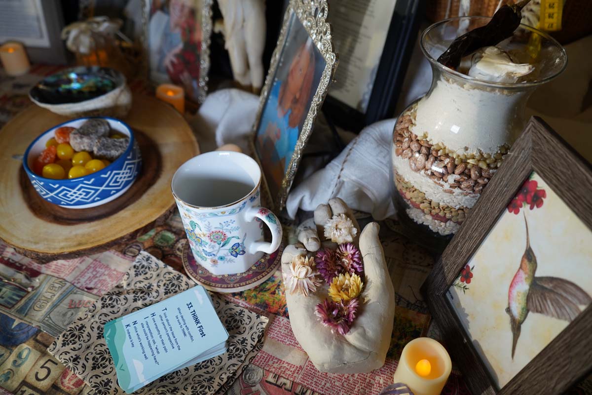 Attendee at Día de los Muertos event at CHC.