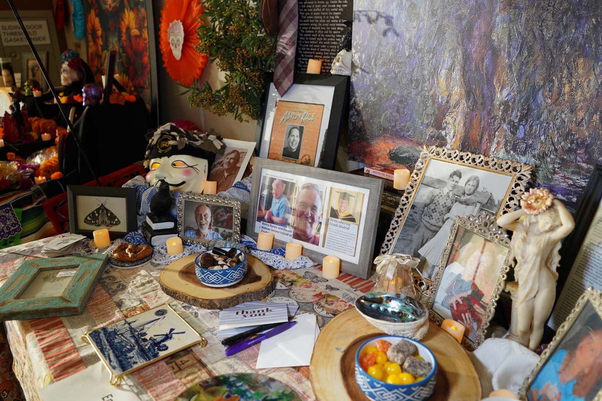 Attendee at Día de los Muertos event at CHC.