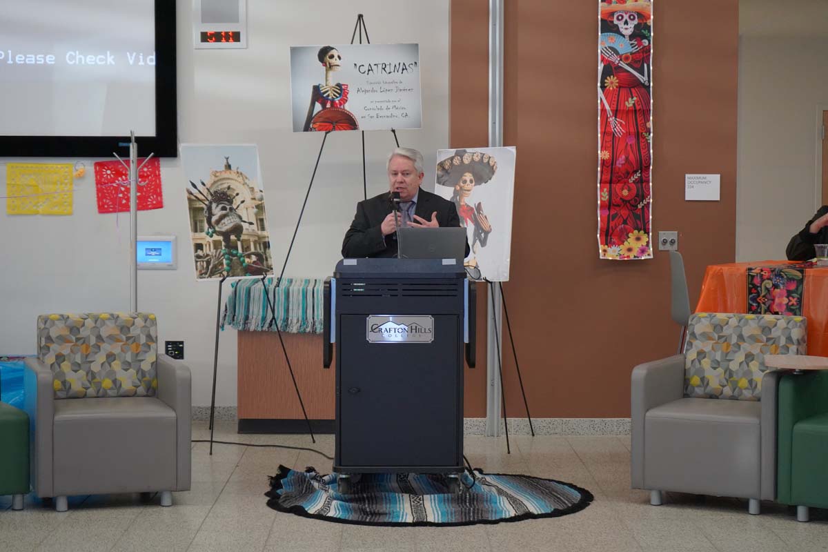 Attendee at Día de los Muertos event at CHC.