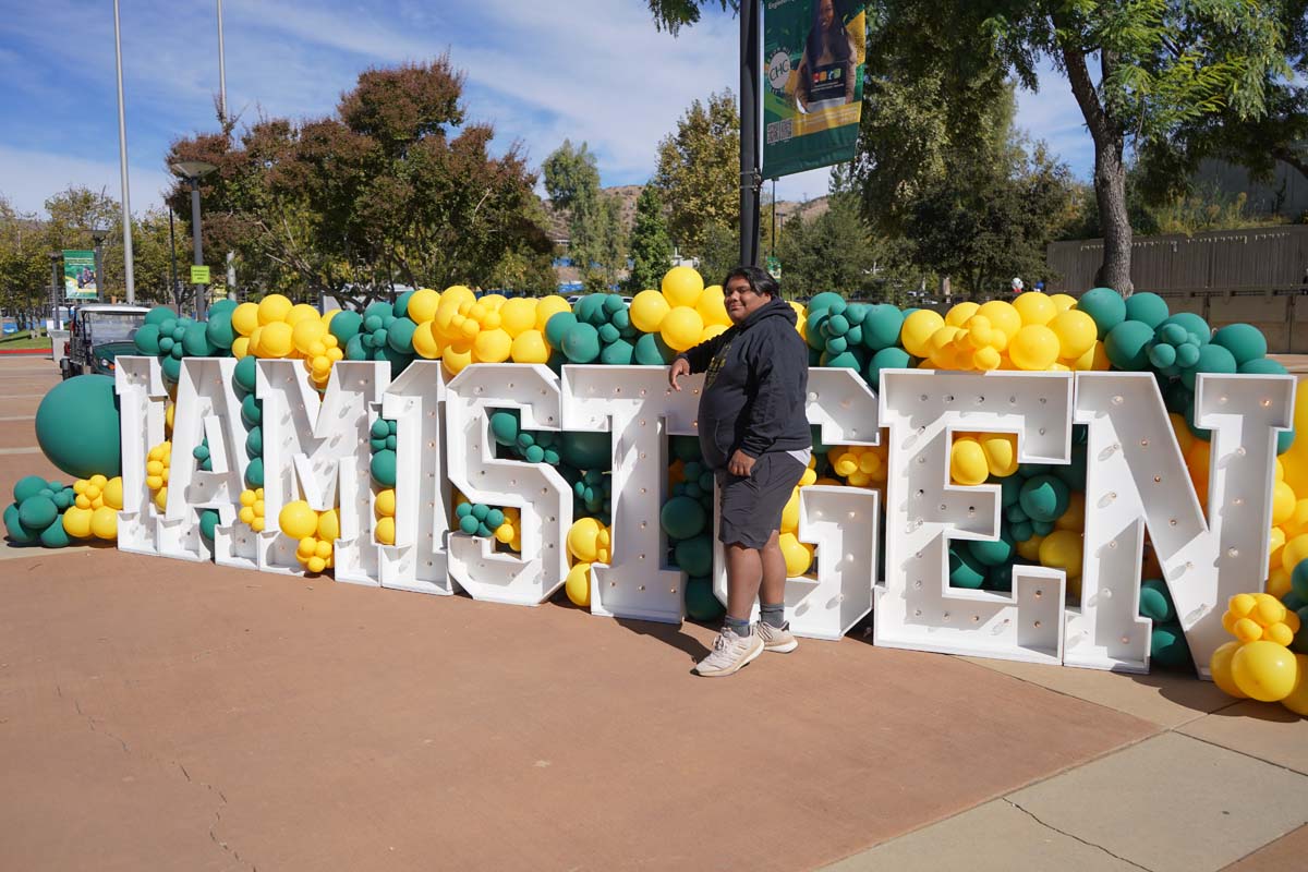 Students attend 1st Gen Resource Fair at CHC.