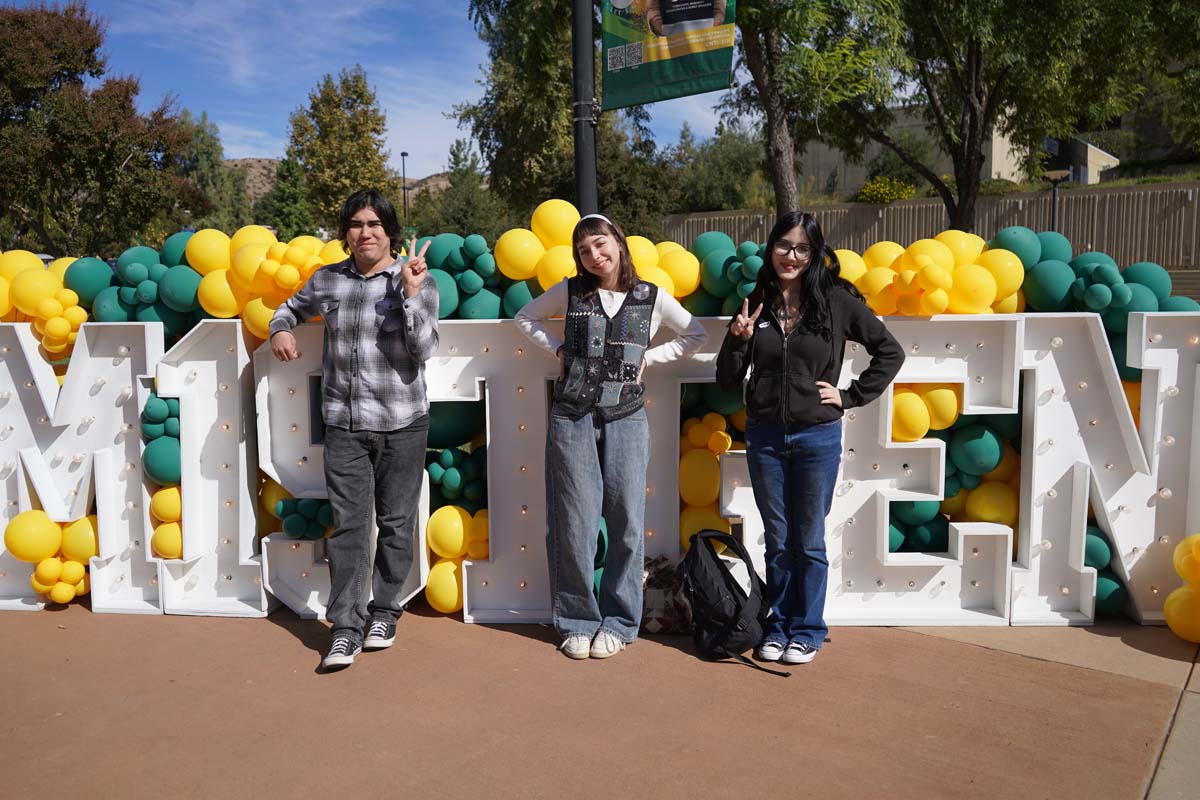 Students attend 1st Gen Resource Fair at CHC.