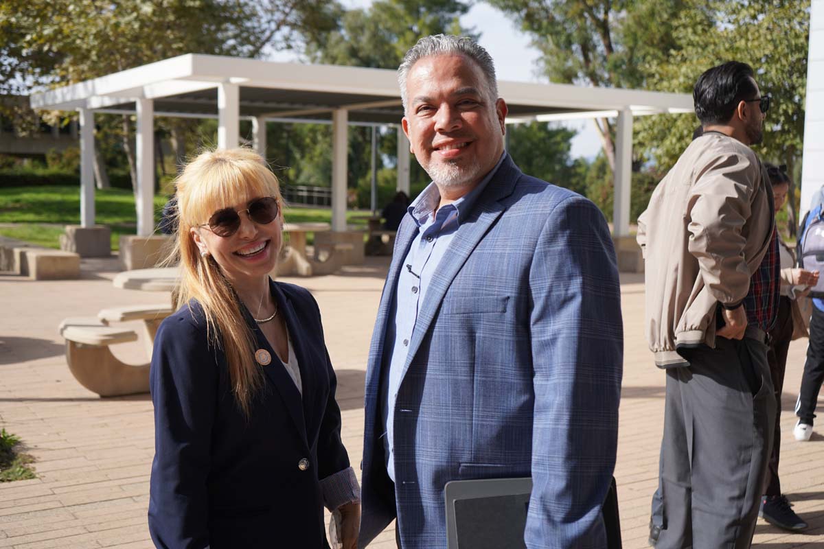 Students from USC attend a sustainability tour at CHC.