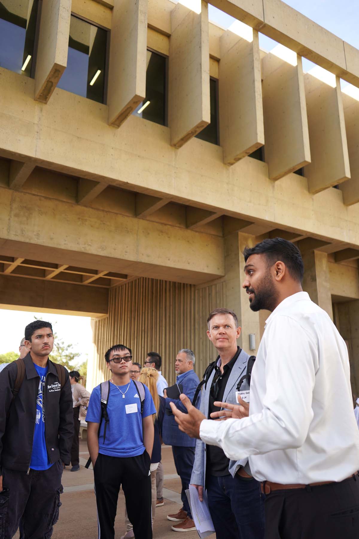 Students from USC attend a sustainability tour at CHC.