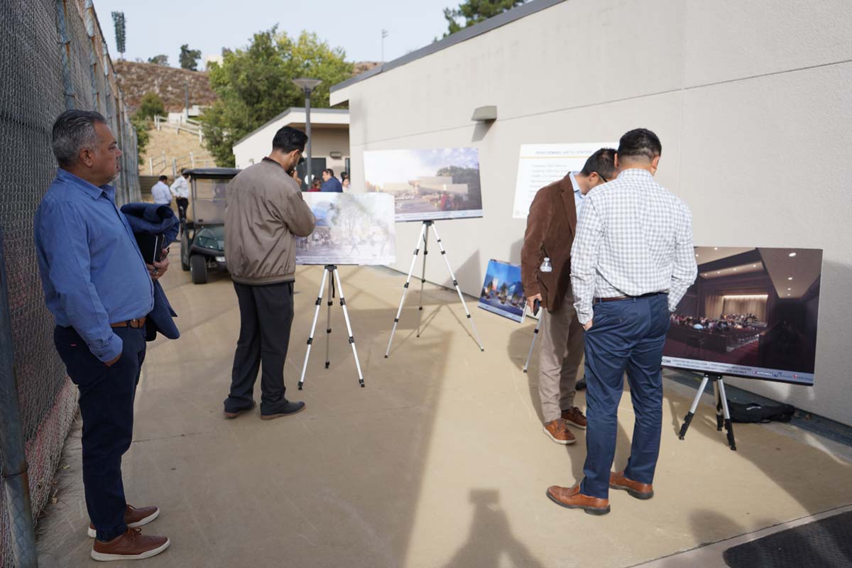 Students from USC attend a sustainability tour at CHC.