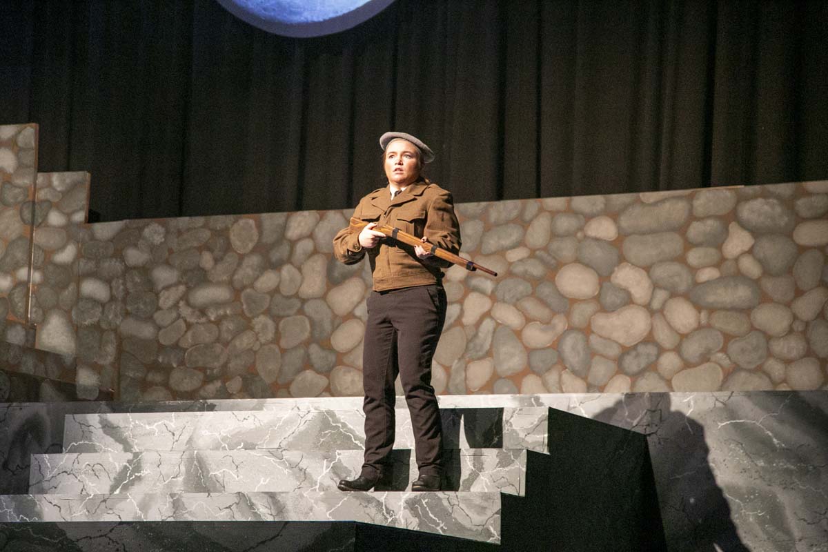 This is a sample image caption.