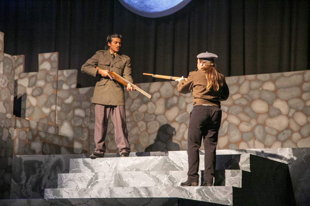 This is a sample image caption.