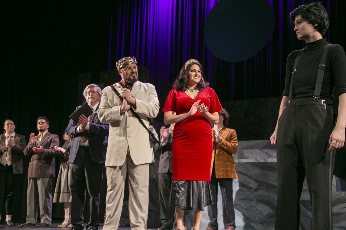 This is a sample image caption.