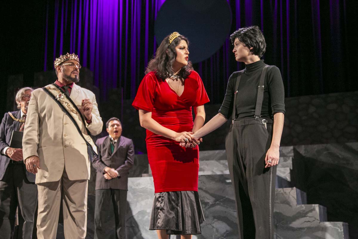 This is a sample image caption.