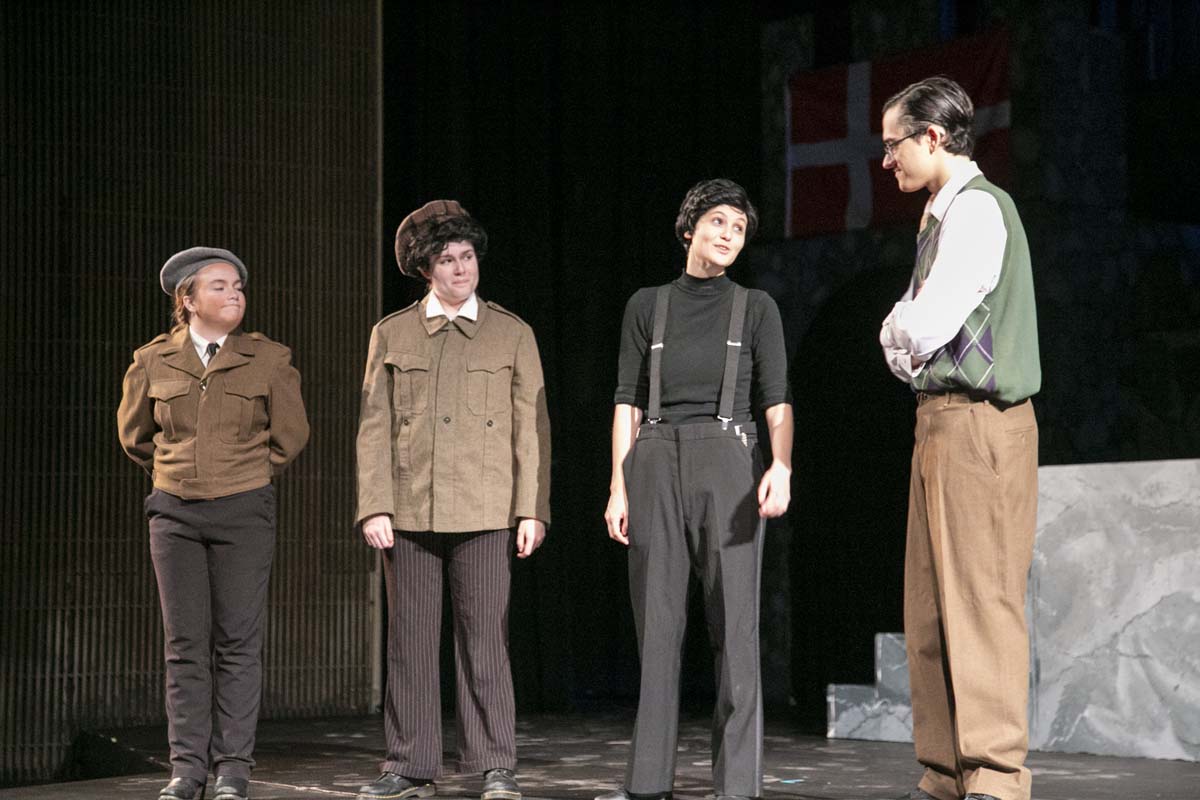 This is a sample image caption.