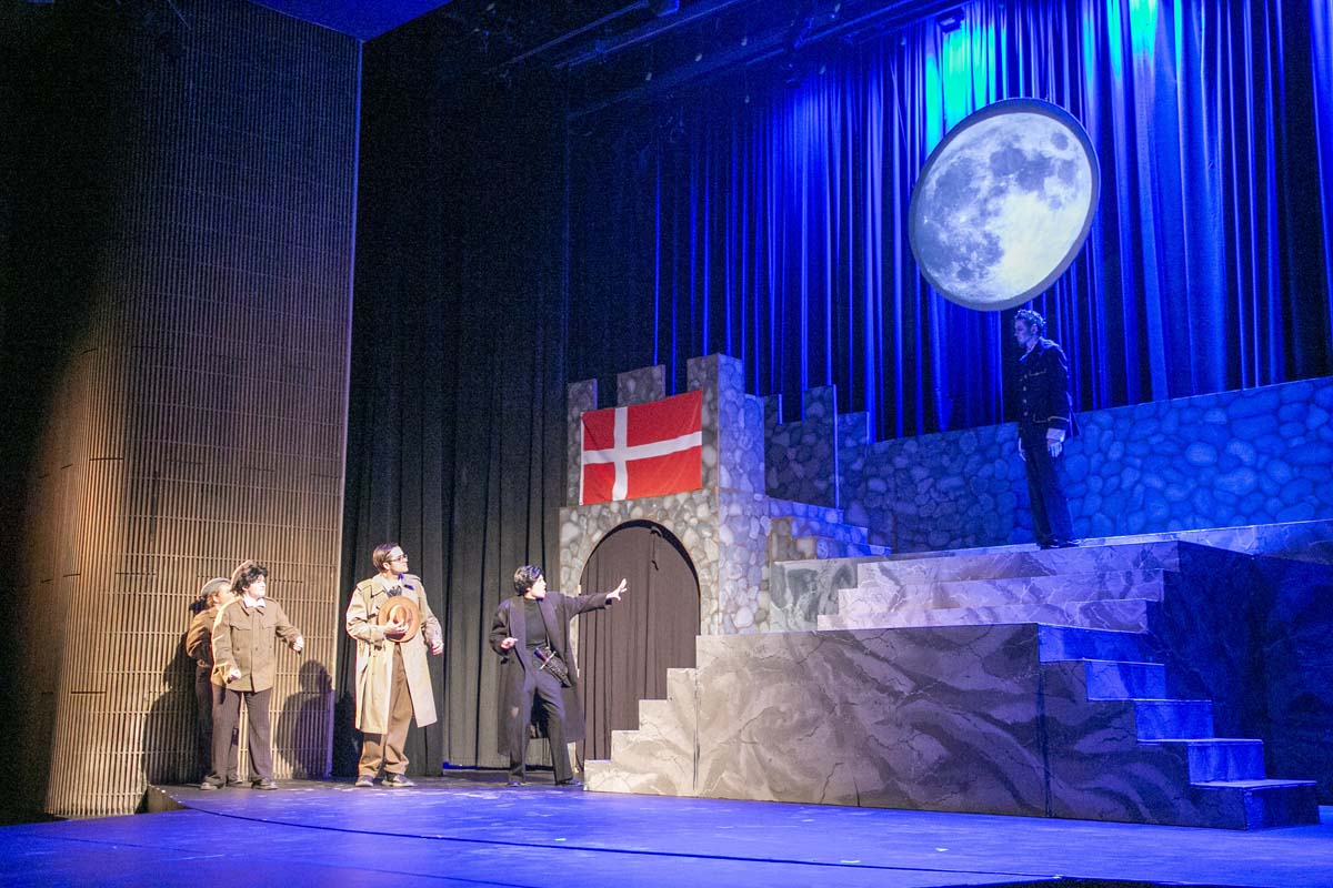 This is a sample image caption.