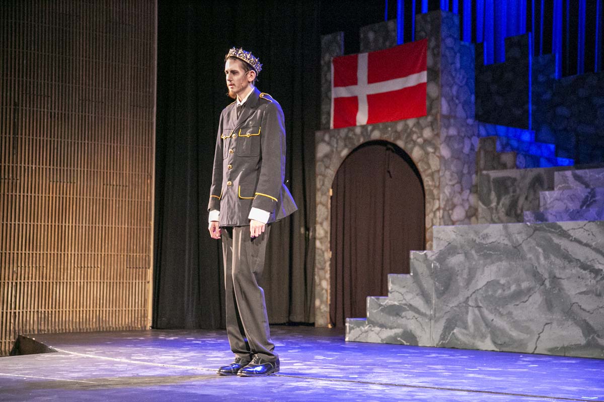 This is a sample image caption.