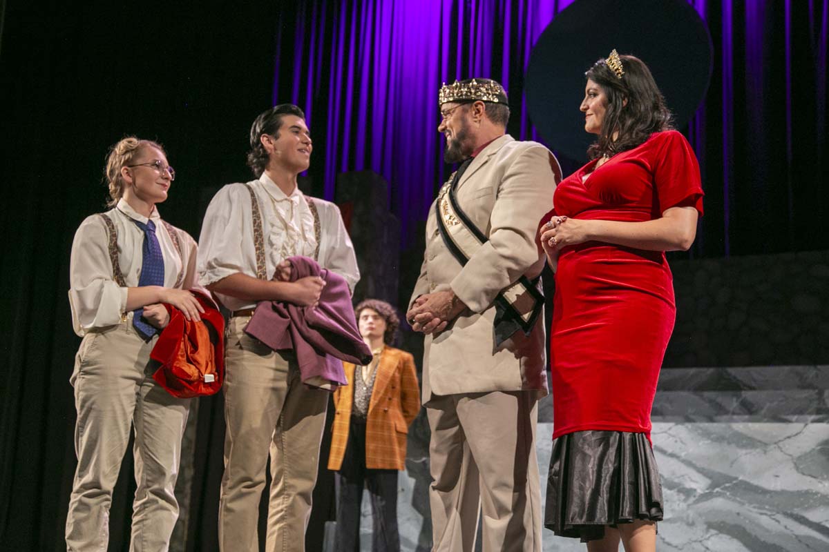 This is a sample image caption.