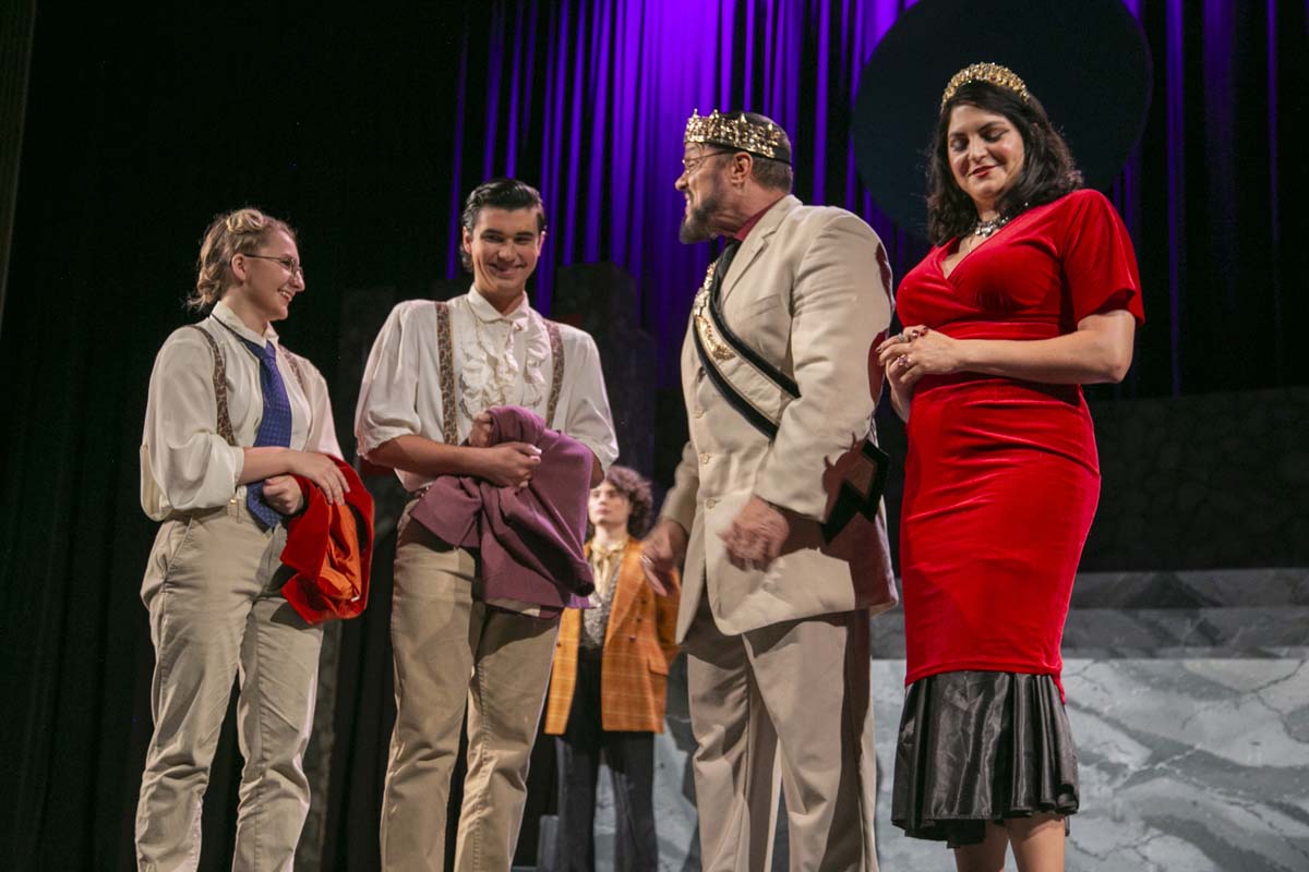 This is a sample image caption.