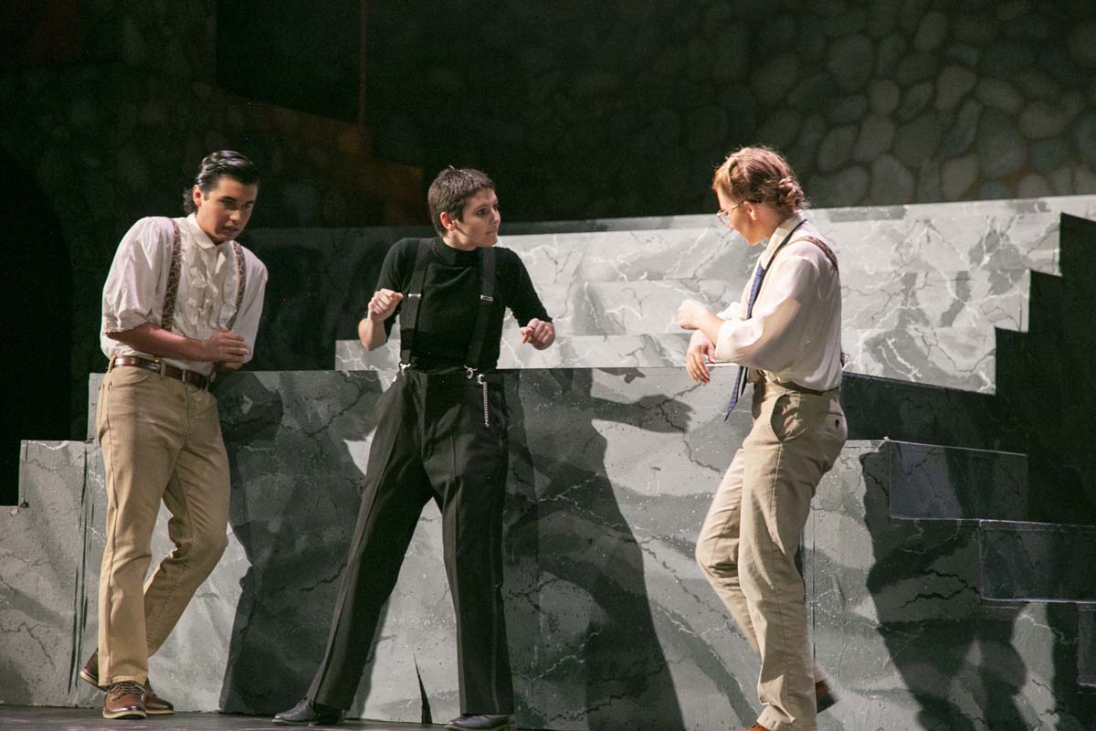 This is a sample image caption.