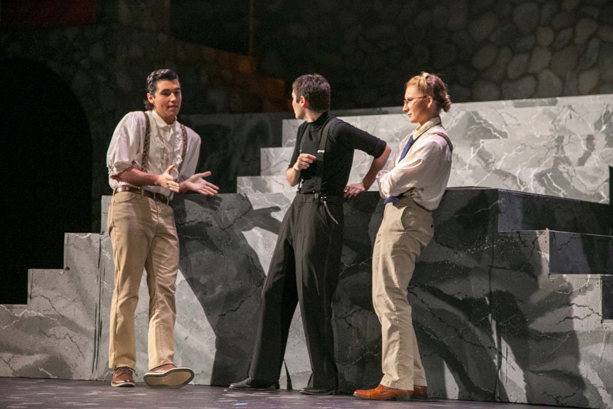 This is a sample image caption.