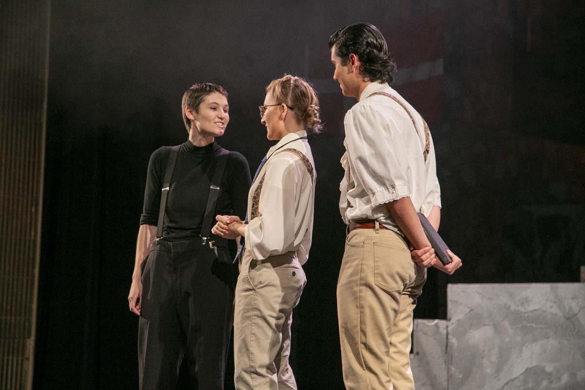 This is a sample image caption.