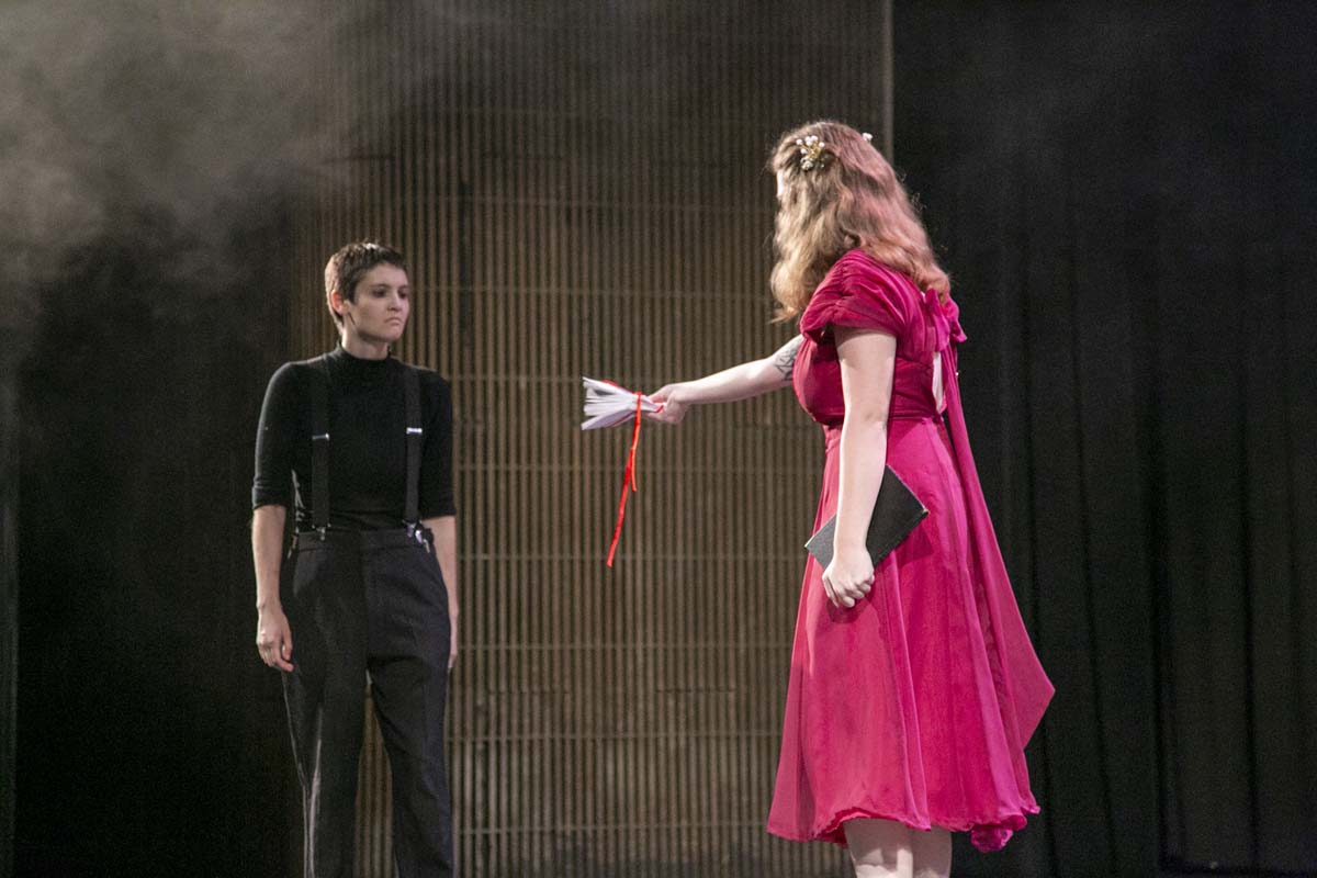 This is a sample image caption.