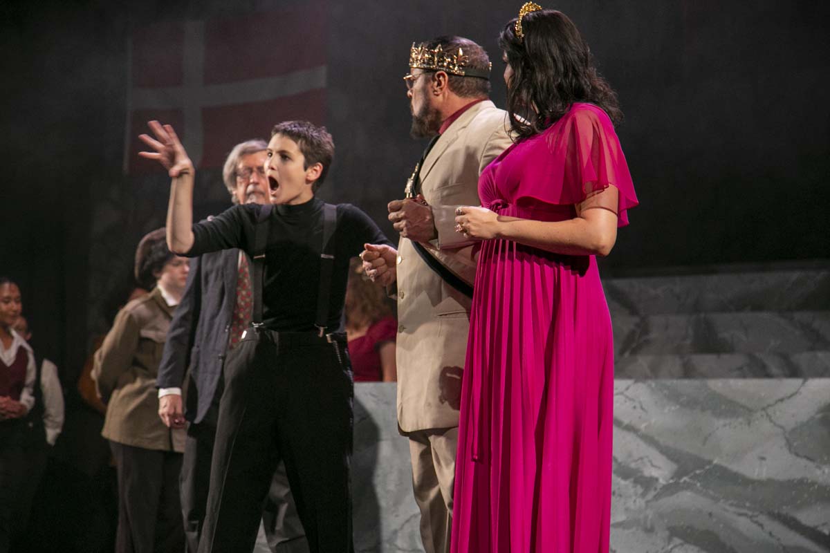 This is a sample image caption.