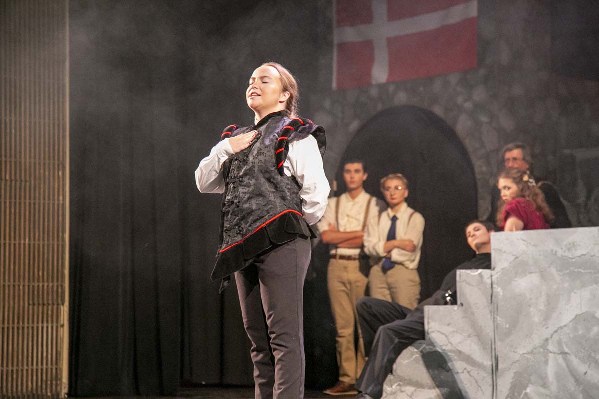 This is a sample image caption.