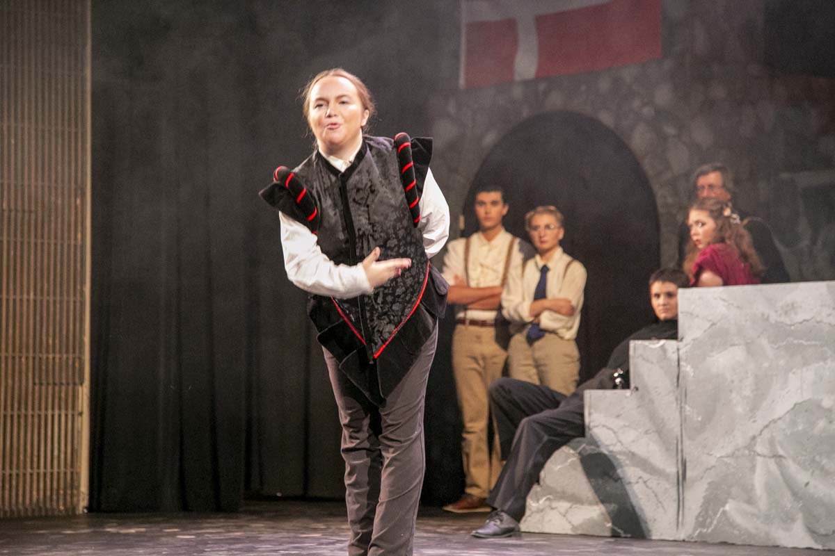 This is a sample image caption.