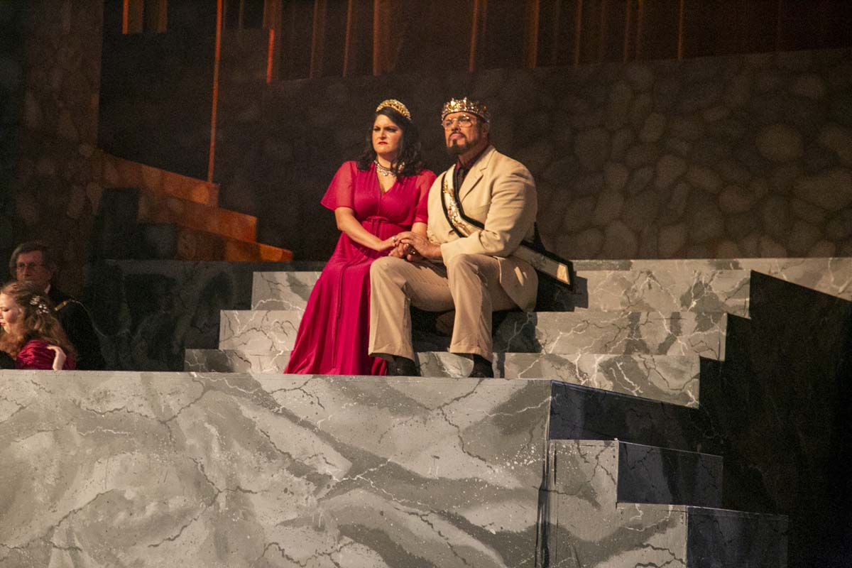 This is a sample image caption.