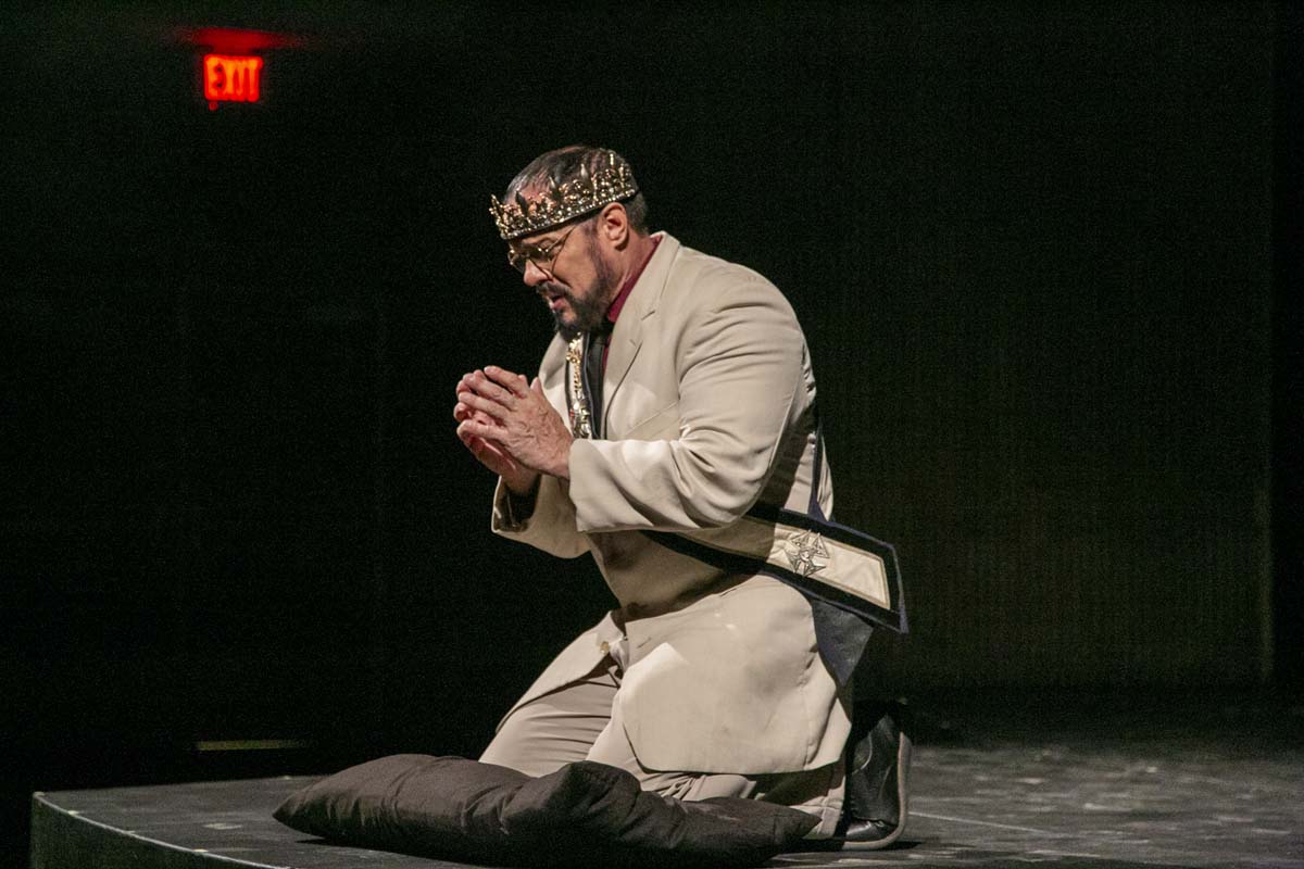 This is a sample image caption.