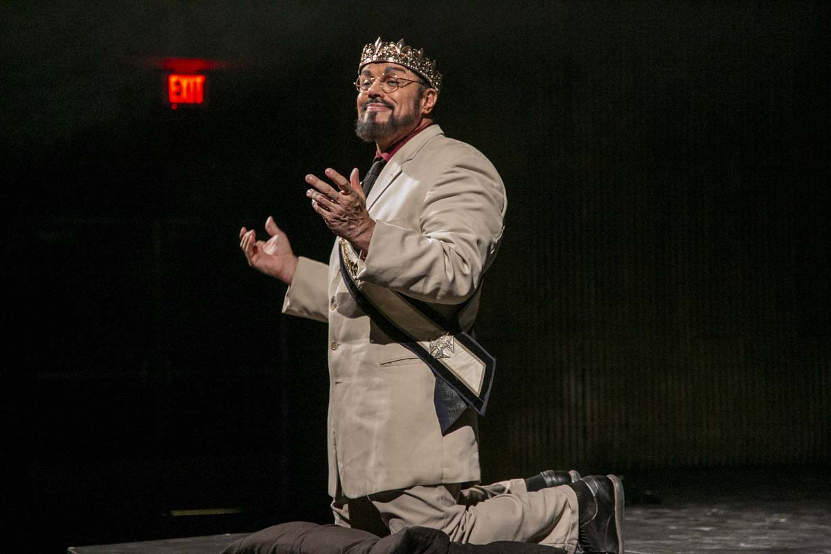 This is a sample image caption.