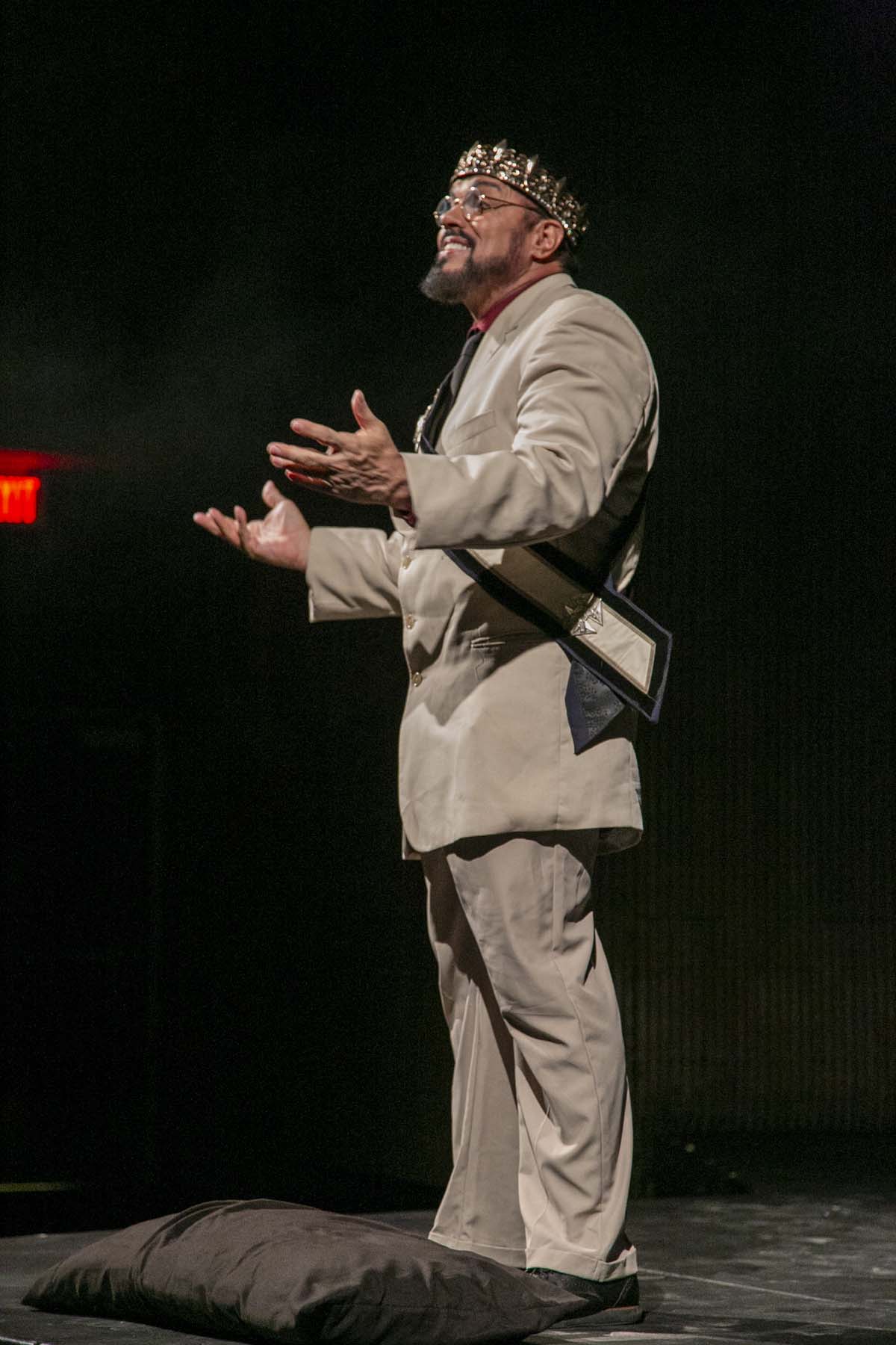 This is a sample image caption.