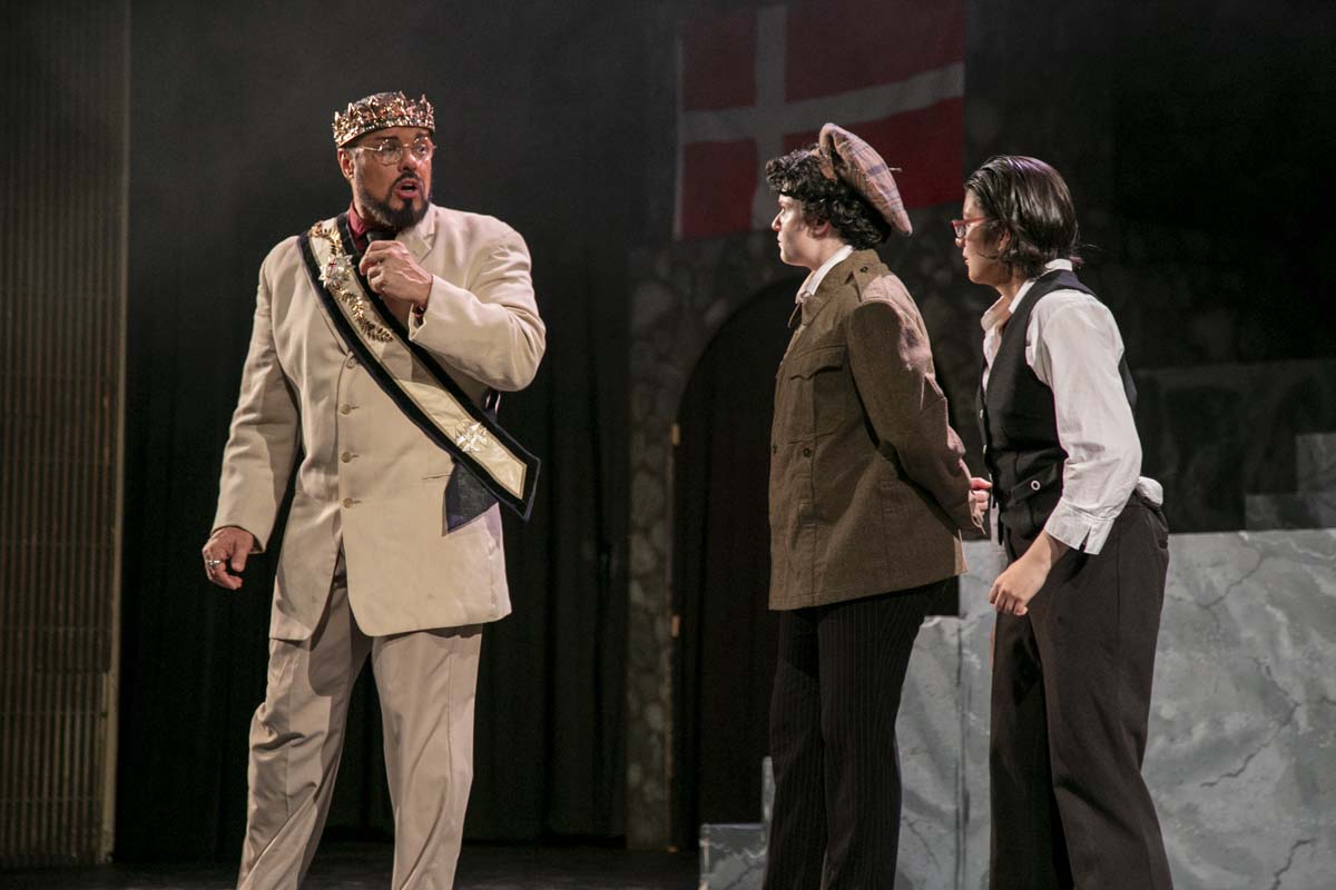 This is a sample image caption.