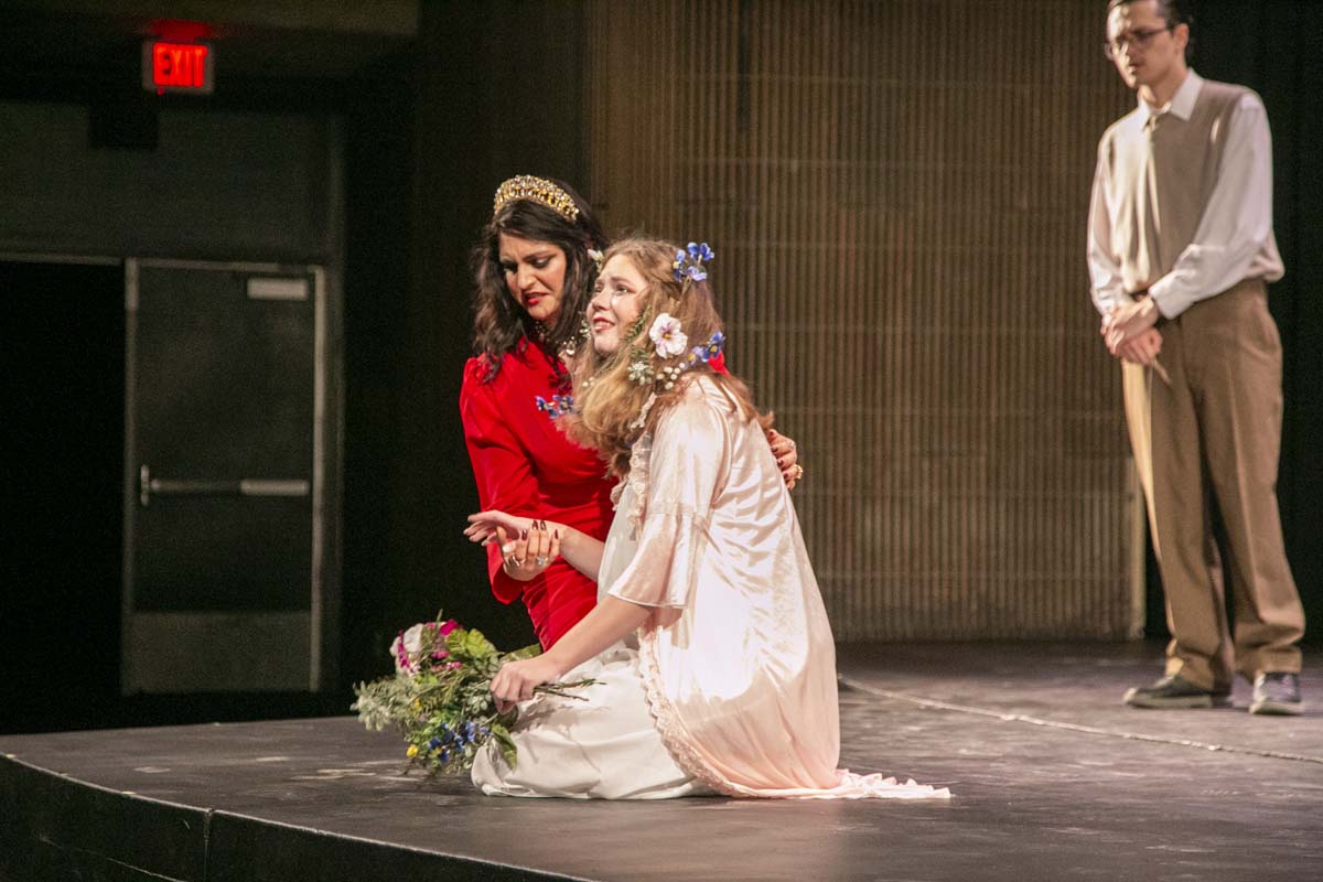 This is a sample image caption.