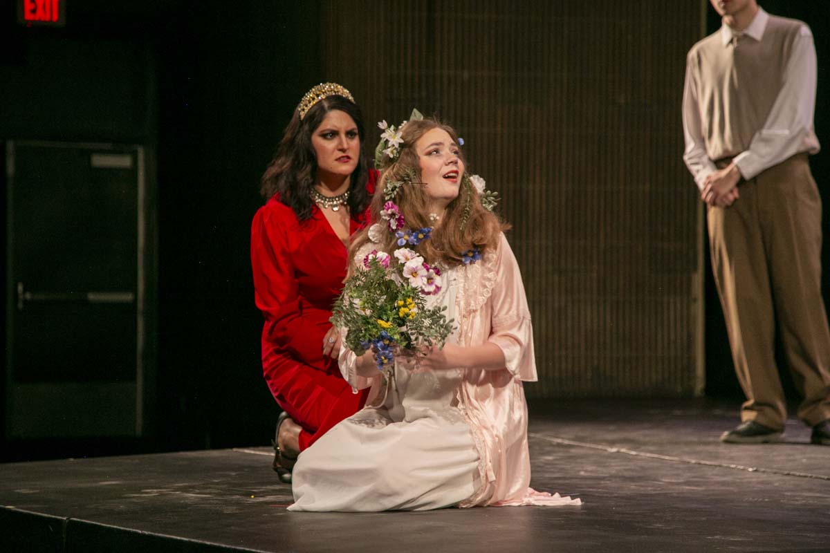 This is a sample image caption.