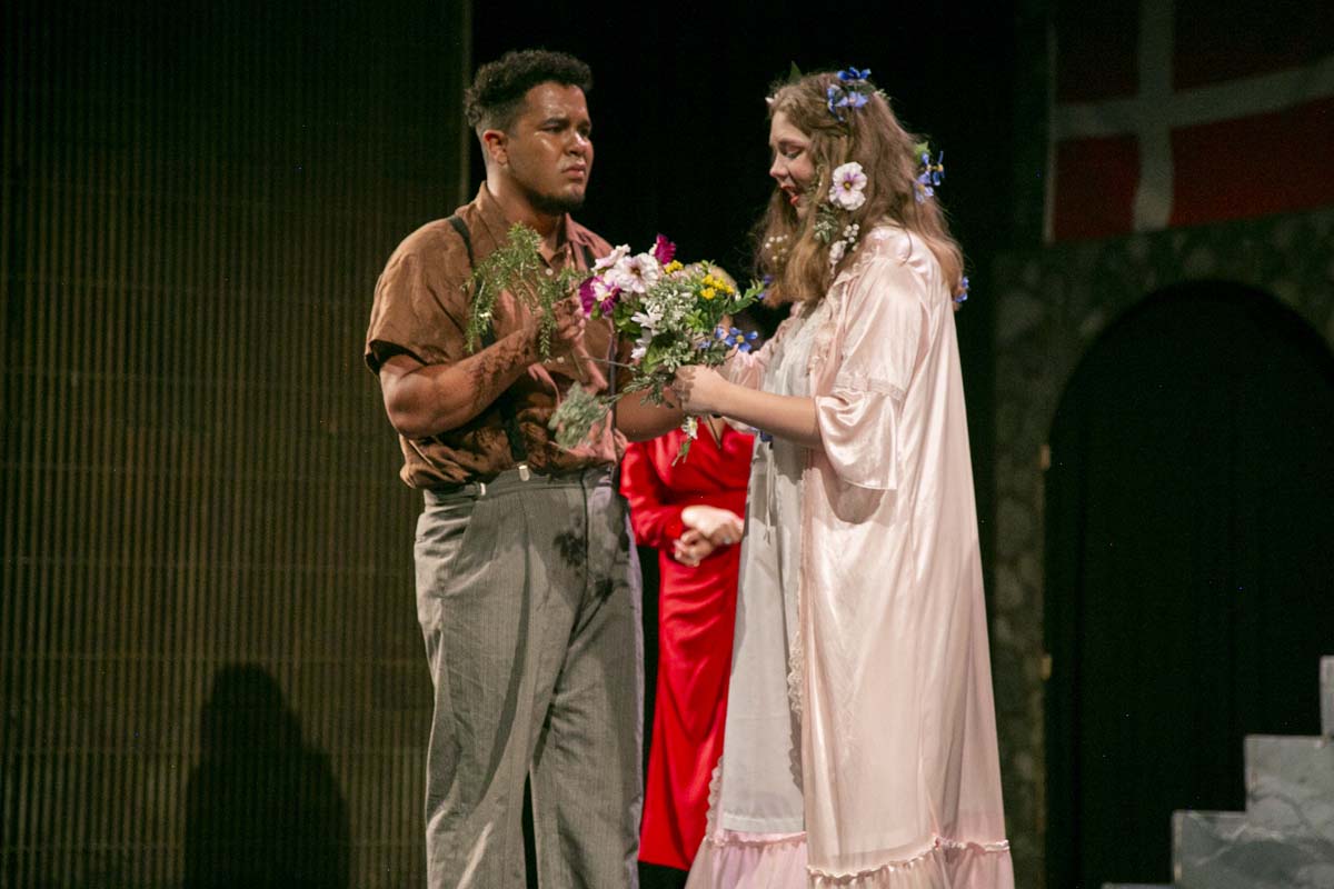 This is a sample image caption.