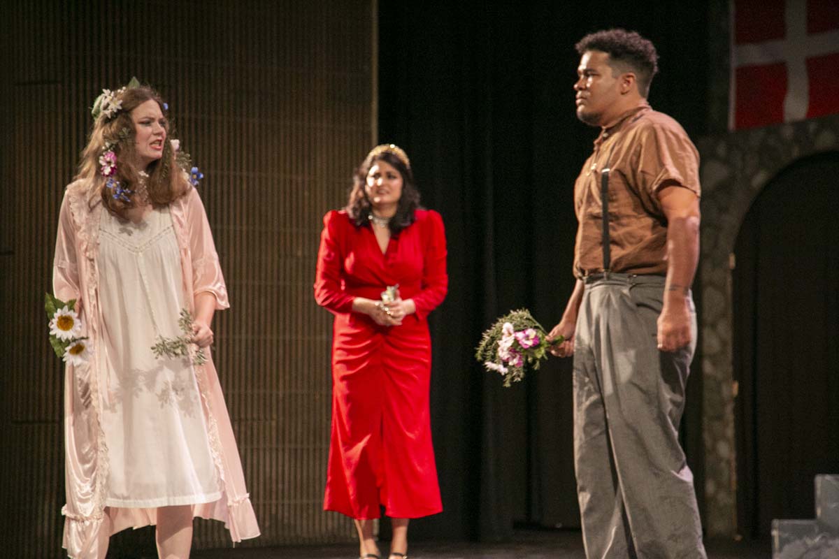 This is a sample image caption.