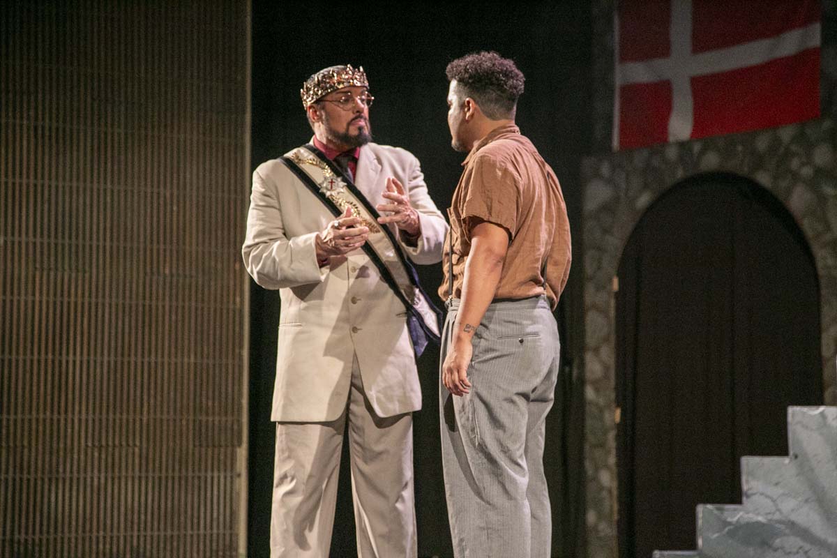 This is a sample image caption.