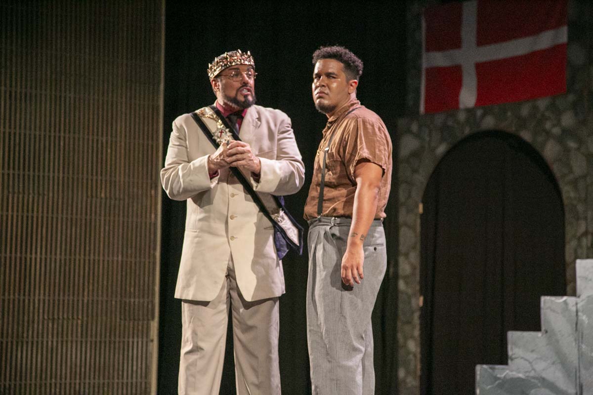 This is a sample image caption.