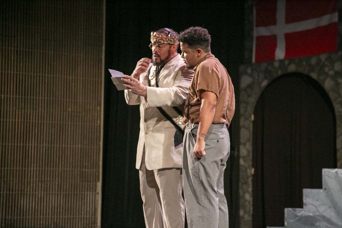 This is a sample image caption.